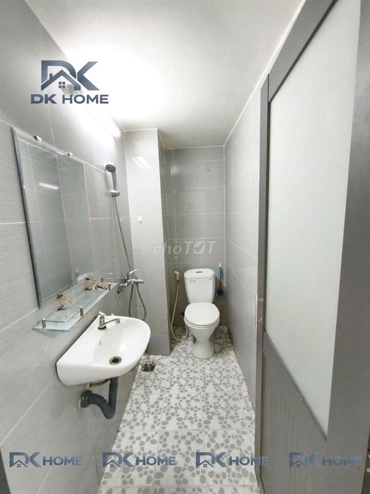 Phòng trọ nguyễn hữu cảnh 4.5tr