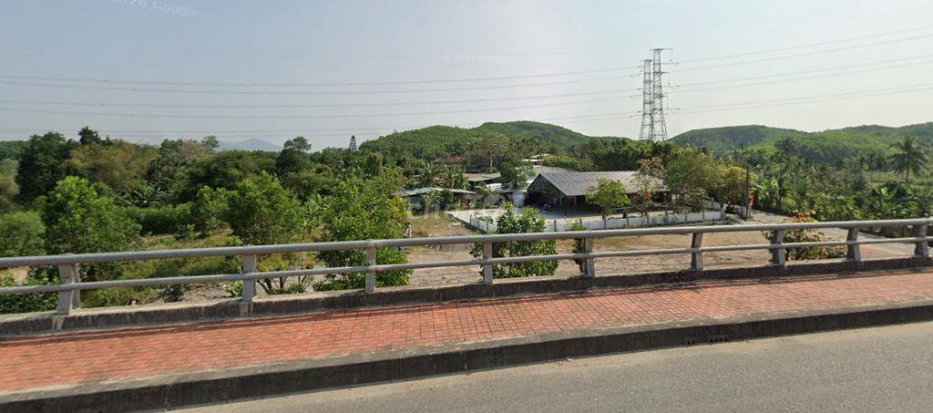 bán nhà+ quán + đất tổng 10000m2 phù hợp làm khu du lịch, homestay