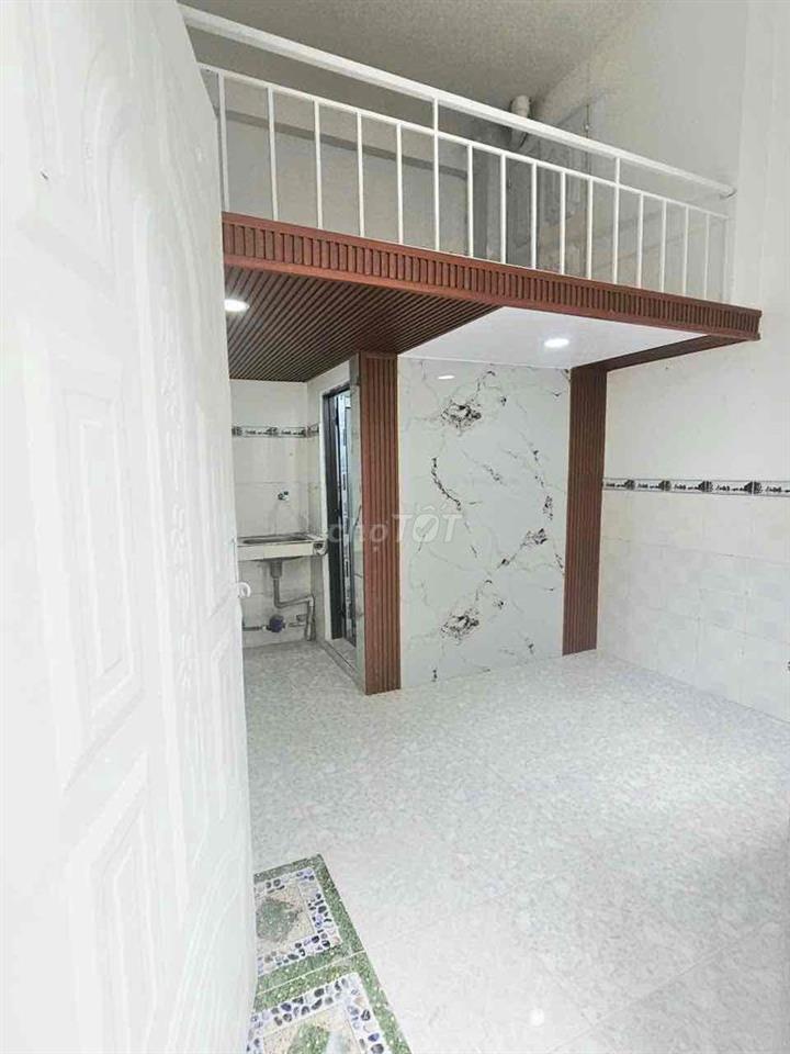 😱TRỌ GẦN CHỢ ĐẦU MỐI THỦ ĐỨC - MÁY LẠNH - FULL NỘI THẤT 2TR