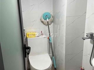 hiện đã có 3ng ở cần ghép thêm 1 bạn nữ nữa ,giá phòng 4tr2