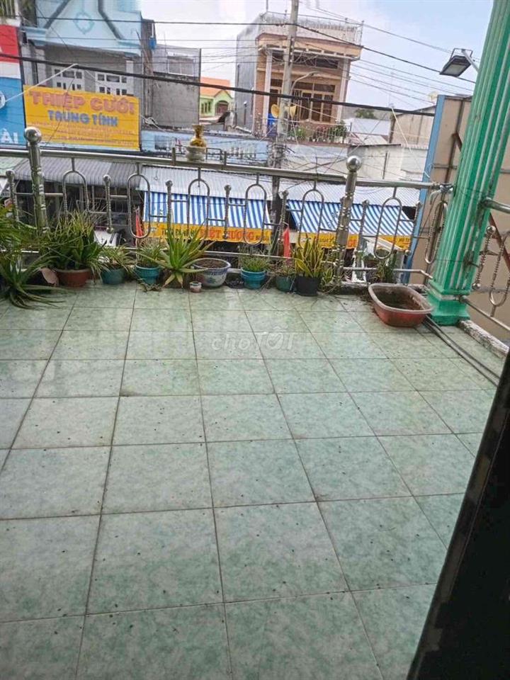 Bán Nhà Ngay Quốc Lộ 80 - Trung tâm thương mại Sóc Xoài
