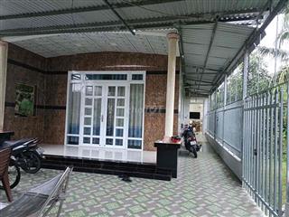 Bán đất có nhà trên đất