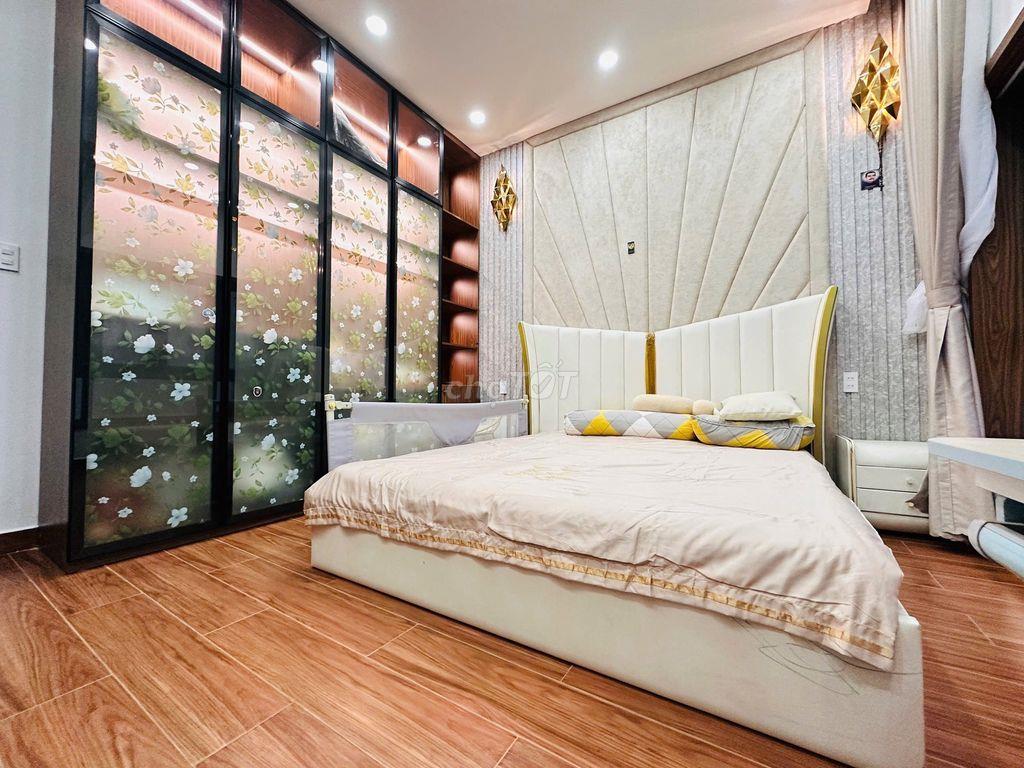 Bán nhà vip khu vực gò vấp