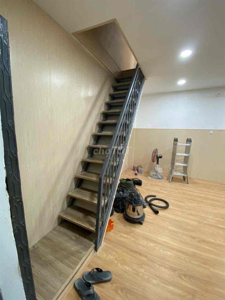 cho thuê nhà nguyên căn diện tích sử dụng 47m2 , có máy lạnh,