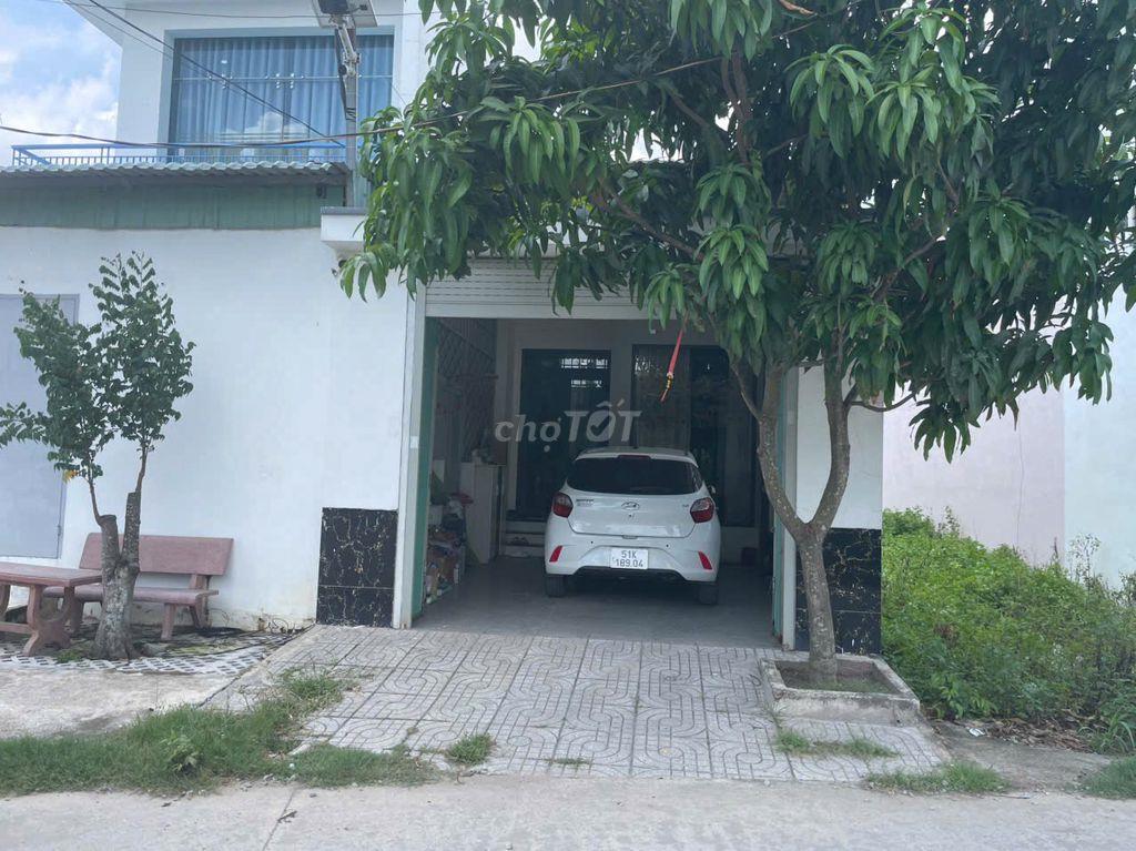 Cần bán gấp nhà cấp 4 đã hoàn công khu vực Đức Hoà Đông,Long An cũ