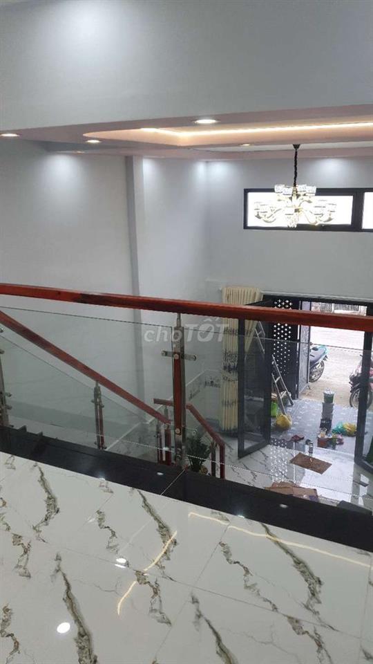 nhà mới cần bán gấp