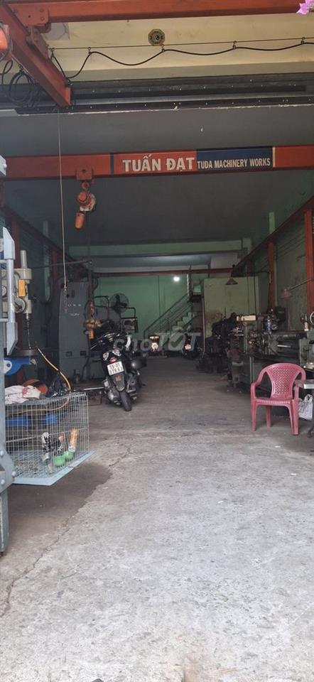Cho thuê nhà cấp 4 dt4x16m đường Mã Lò 