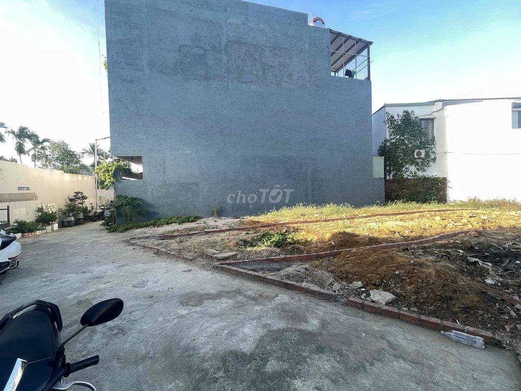 Bán đất kiệt ô tô Trần Ngọc Sương - Cẩm Lệ