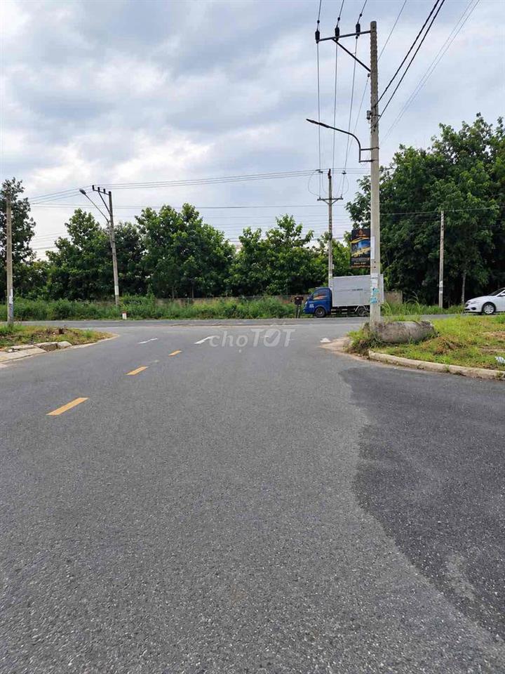 Cần ra nhanh đất Urban Dream Biên Hoà Đồng Nai DT 200m2 giá 5 tỷ 150