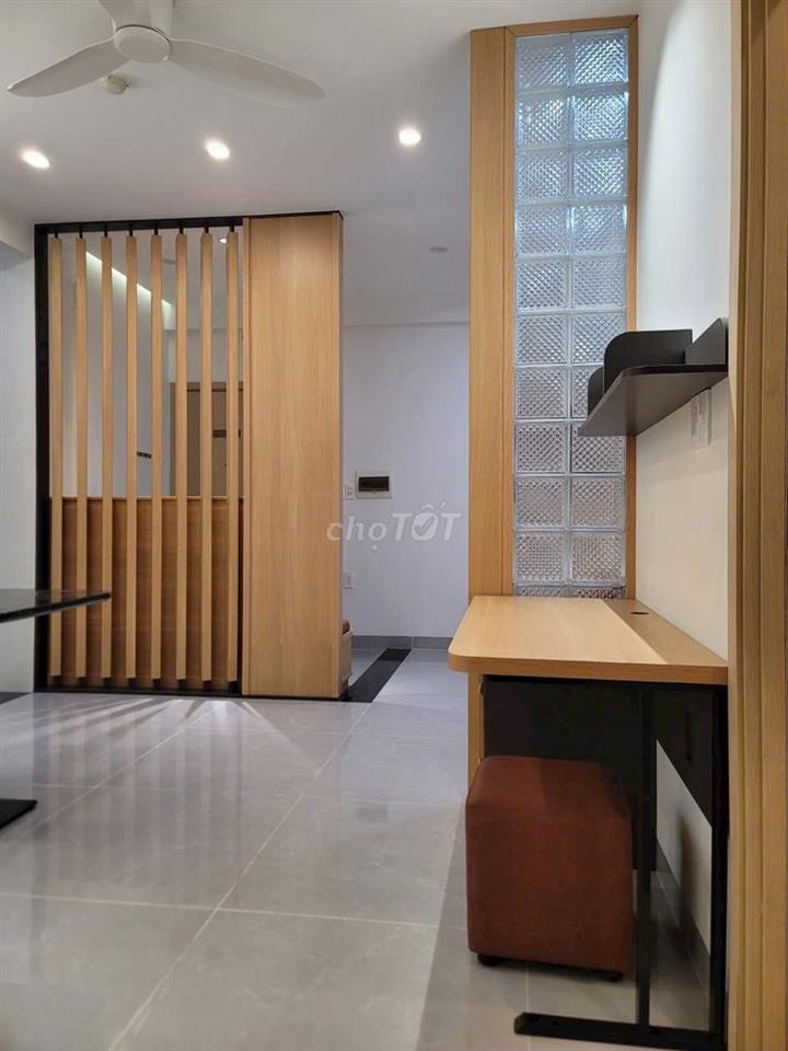 Chính chủ bán căn chung cư full nội thất 92m2 