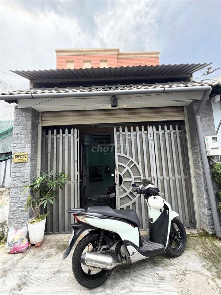 Bán nhà Bình Tân gần AEON Mall Tân Phú, 4x21. Sổ hồng riêng chính chủ 