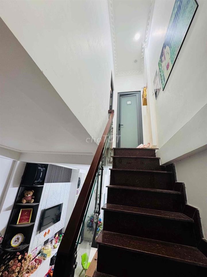 Bán Nhà phố liền kề hẽm 1 xẹc