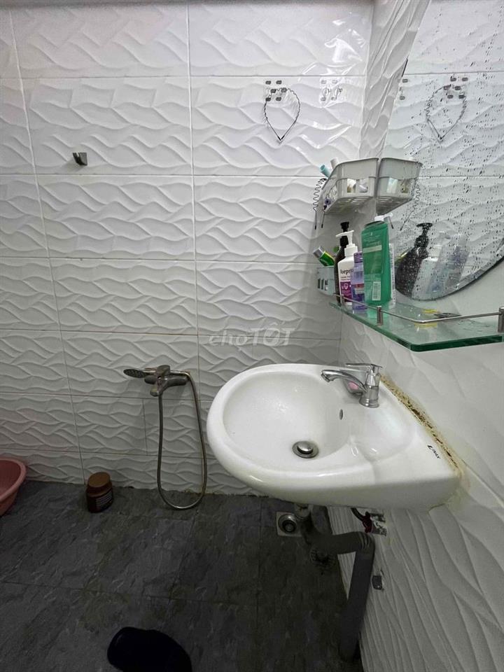 Pass phòng trọ tặng 1/2 tháng cọc