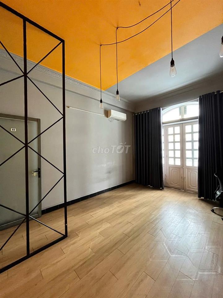 CHO THUÊ 房屋出租 주택 임대 NHÀ LỚN PHAN XÍCH LONG MẶT TIỀN SẦM UẤT PHÚ NHUẬN