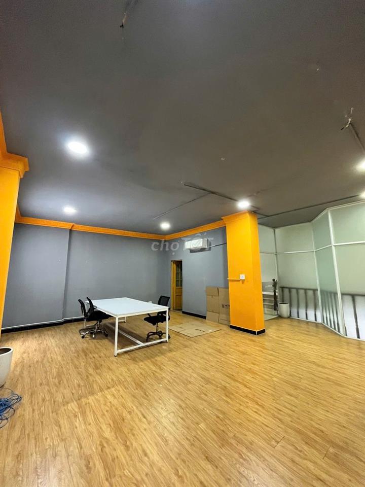 CHO THUÊ 房屋出租 주택 임대 NHÀ LỚN PHAN XÍCH LONG MẶT TIỀN SẦM UẤT PHÚ NHUẬN