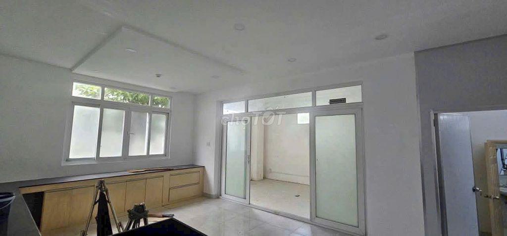 Villa 6 phòng ngủ 出租임대 for rent thuê giá cực tốt Villa For Rent D7