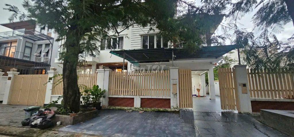 Villa 6 phòng ngủ 出租임대 for rent thuê giá cực tốt Villa For Rent D7
