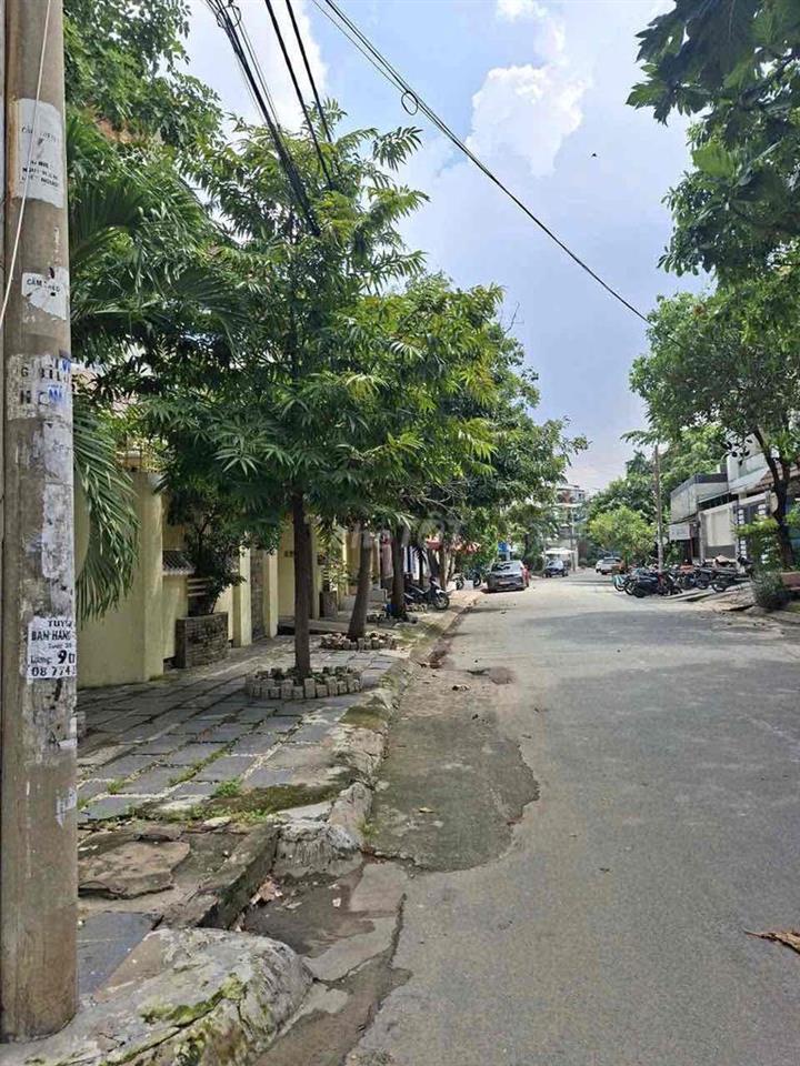 Biệt Thự gia đình cần bán