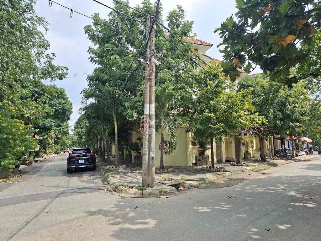 Biệt Thự gia đình cần bán