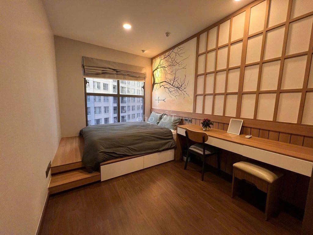 Chung cư The Flemington (Quận 11) căn hộ 96m2- 3 phòng ngủ giá 22tr/th