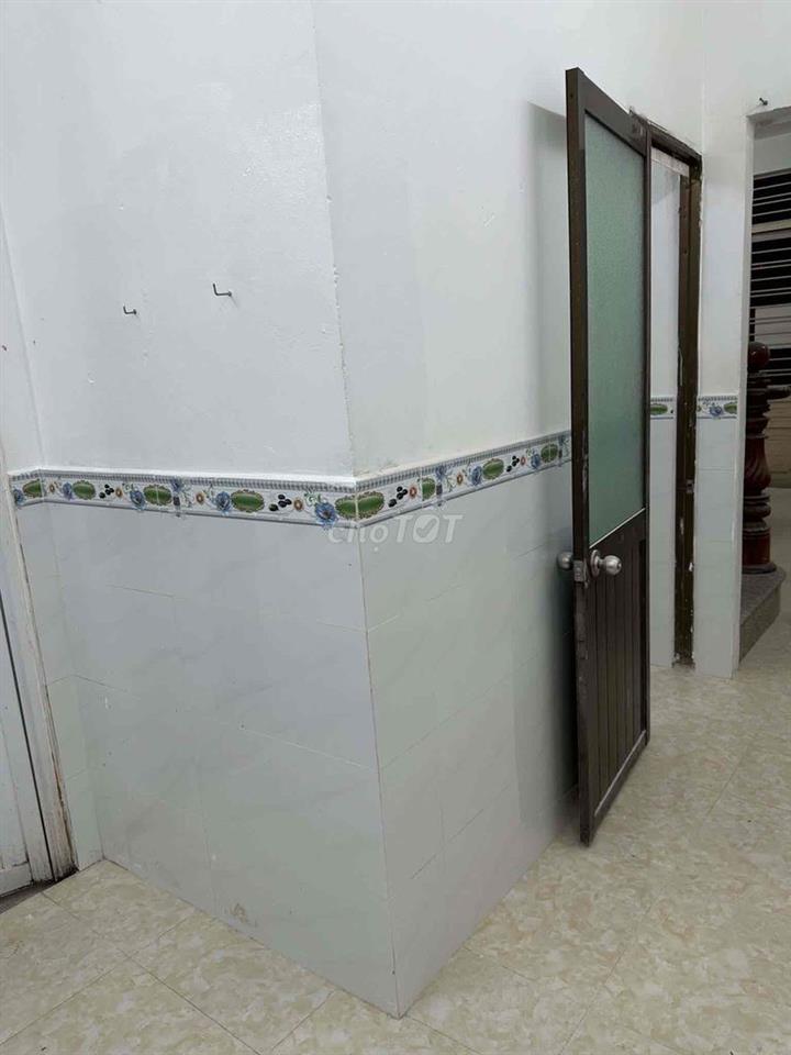 Nhà 1 trệt 1 lầu, ấp 3, đường 3m