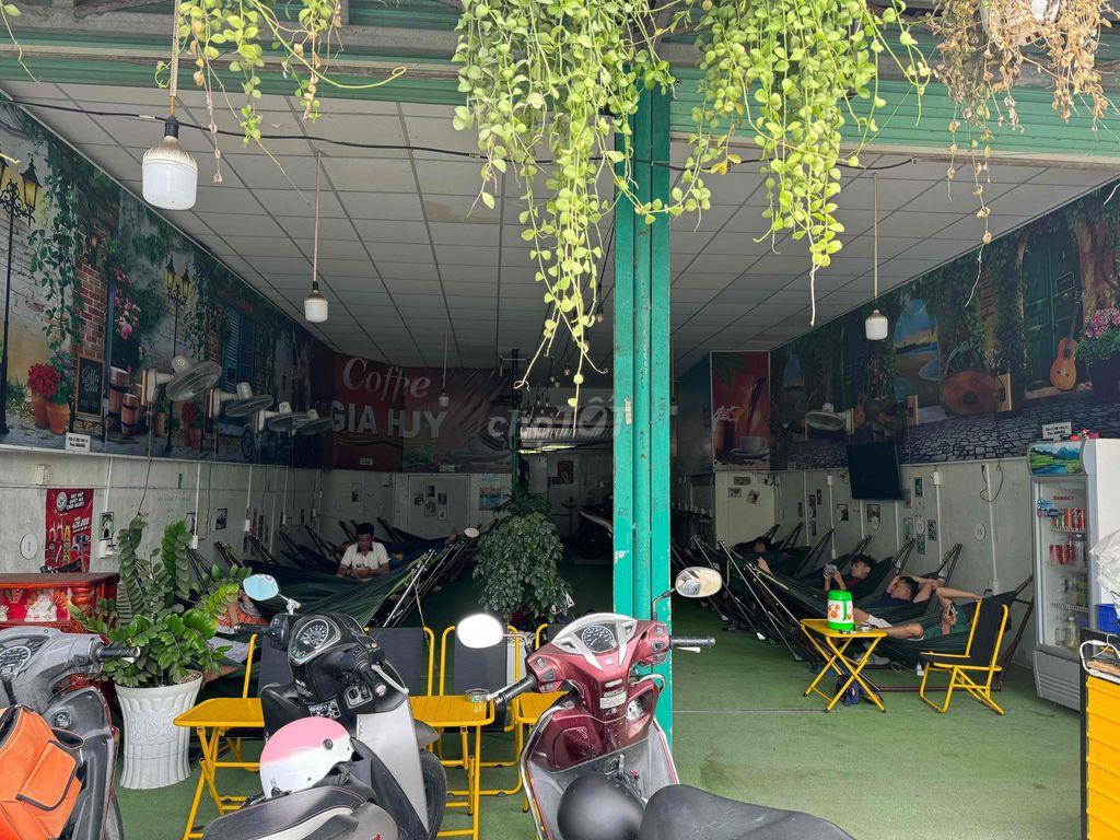 sang quán cafe võng sạc xe máy điện