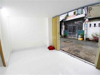 🔥PHÒNG TRỆT CÓ GÁC, SẠCH SẼ Ở MẶT TIỀN gần ĐH CÔNG THƯƠNG🔥