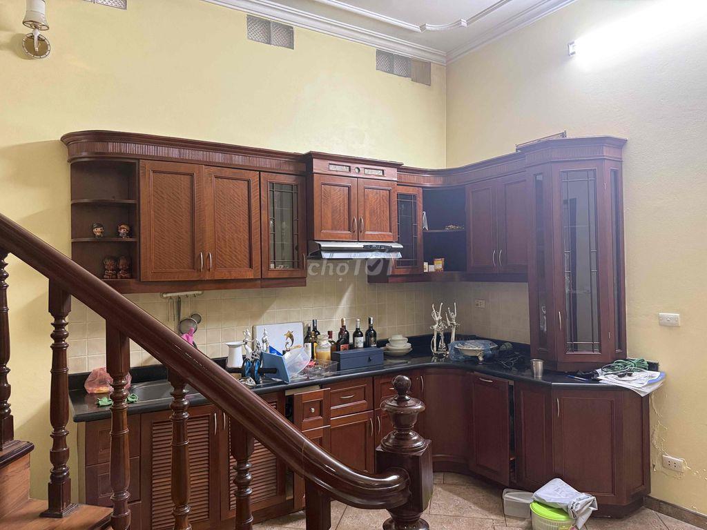 BÁN NHÀ CHÍNH CHỦ 45m2 ĐƯỜNG GIÁP BÁT