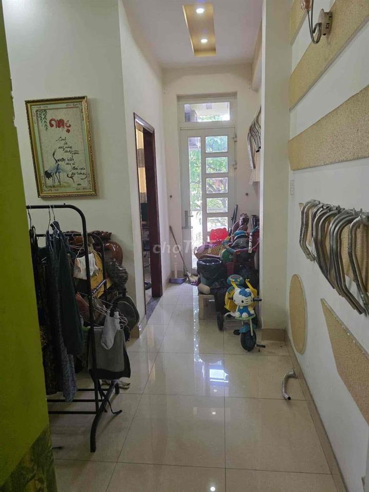 cần Bán Gấp nhà Mặt tiền Phan Đình Giót