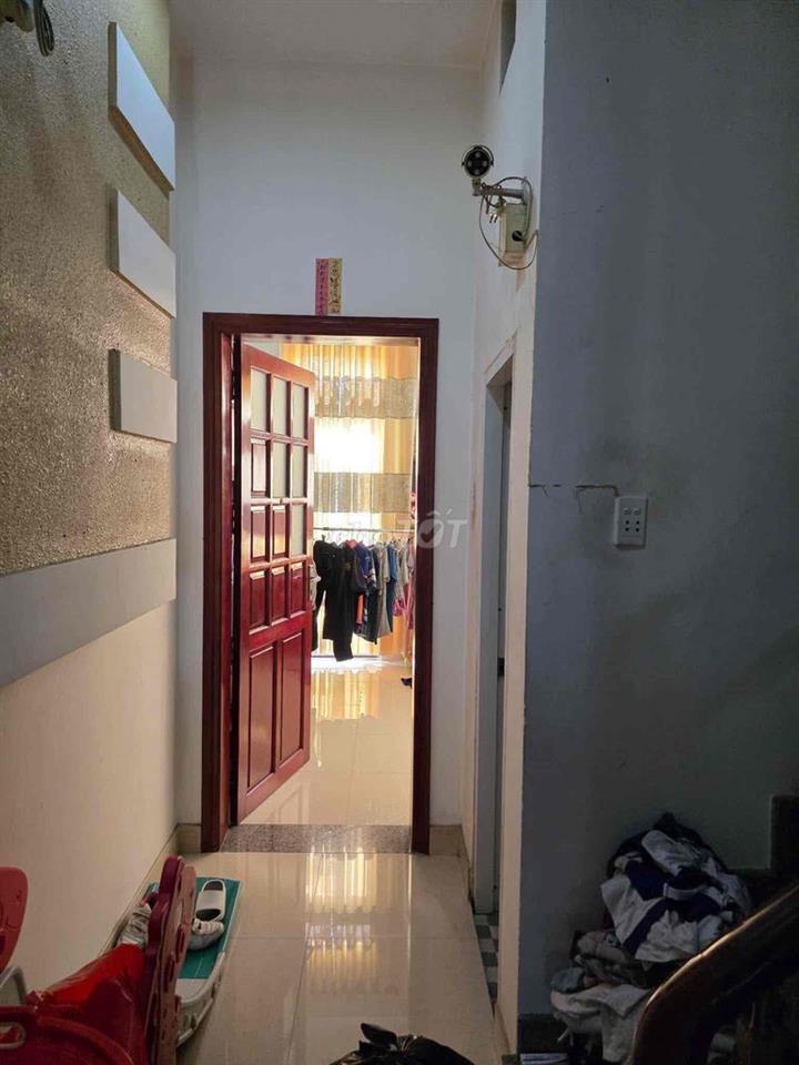 cần Bán Gấp nhà Mặt tiền Phan Đình Giót