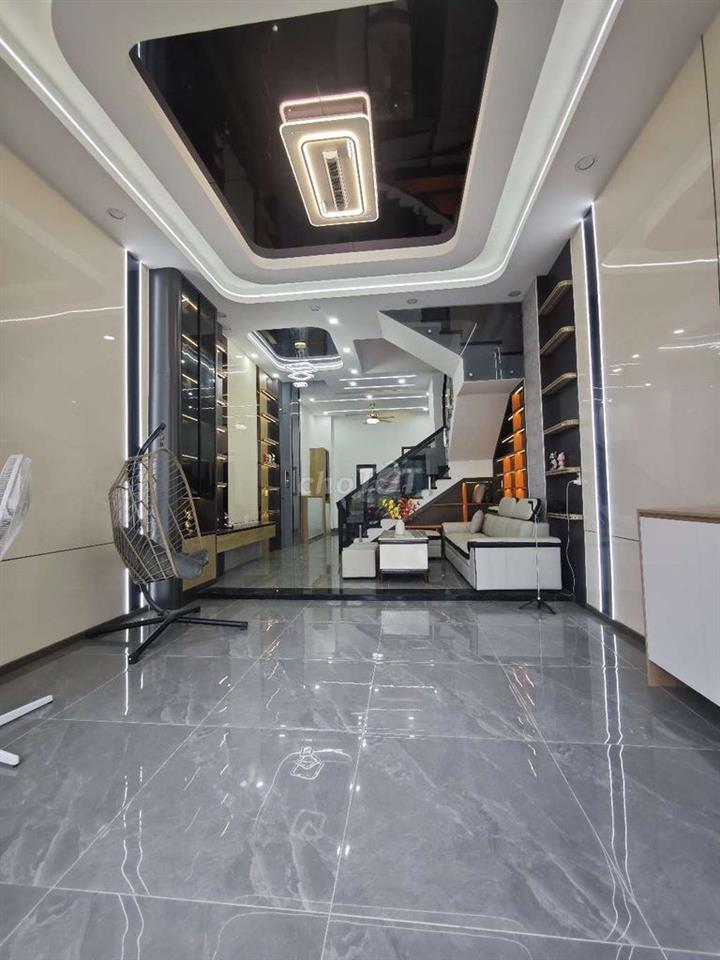 🔥 CHỈ 4,8 TỶ – NHÀ ĐẸP ICON CENTRAL 64M², THANG MÁY