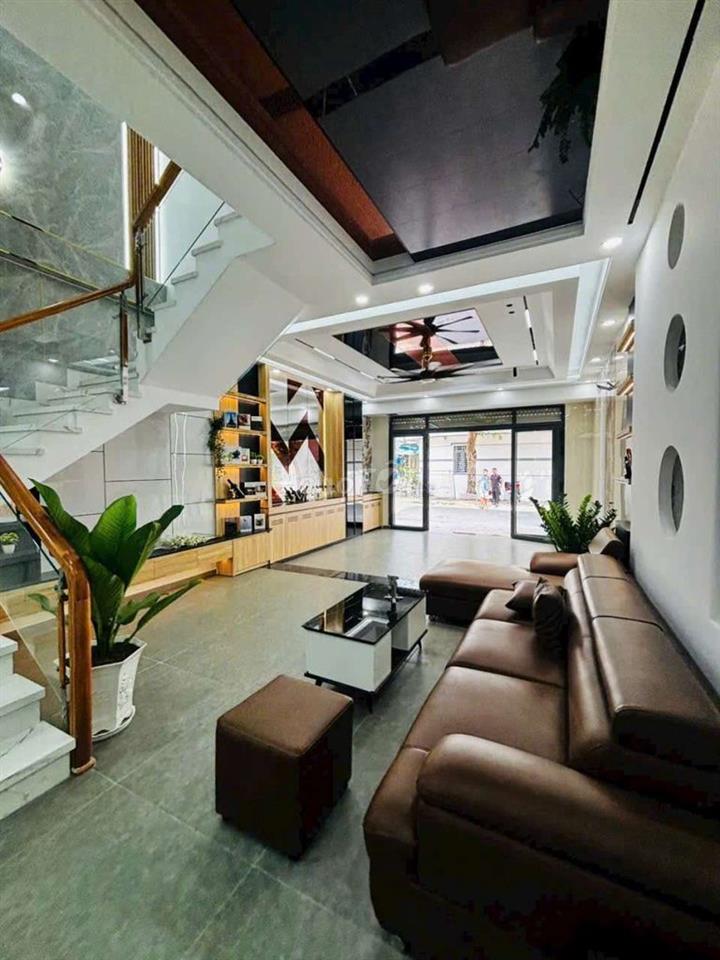 🔥 CHỦ NGỘP BÁN GẤP – NHÀ ĐẸP 1 TRỆT 3 LẦU 5 PHÒNG NGỦ GIÁ SỐC 6,2 tỷ🏡