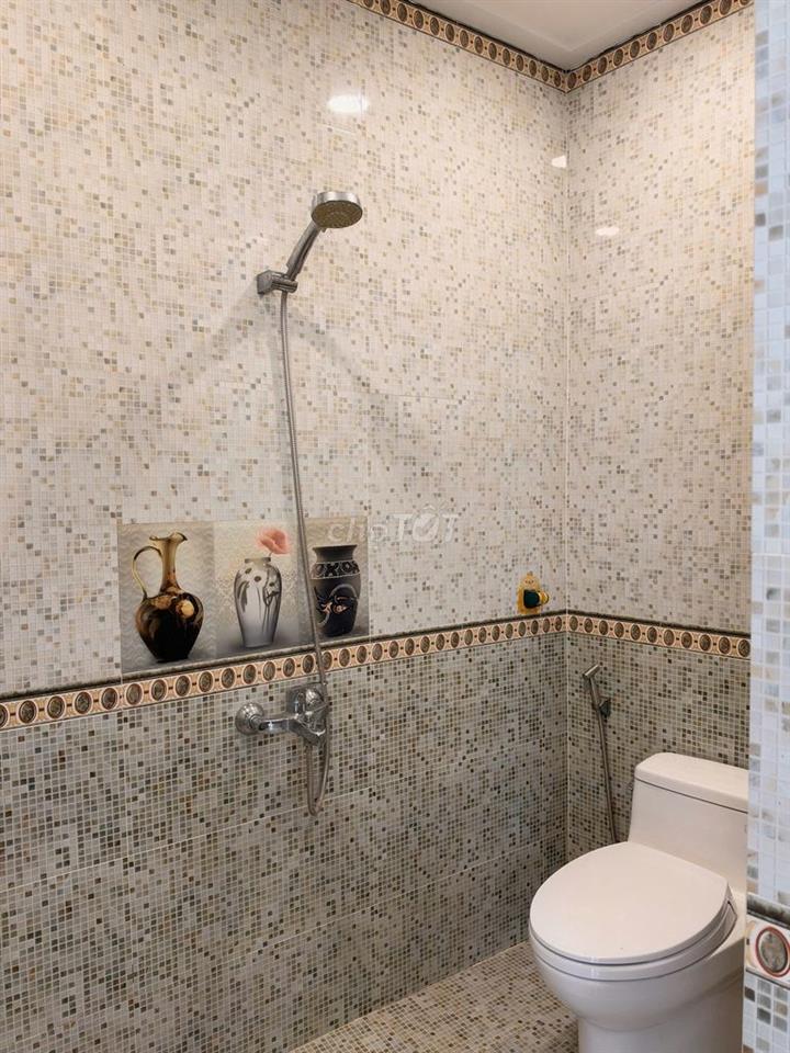BÁN NHÀ ĐƯỜNG SỐ 11 NGUYỄN VĂN KHỐI GẦN CV LÀNG HOA