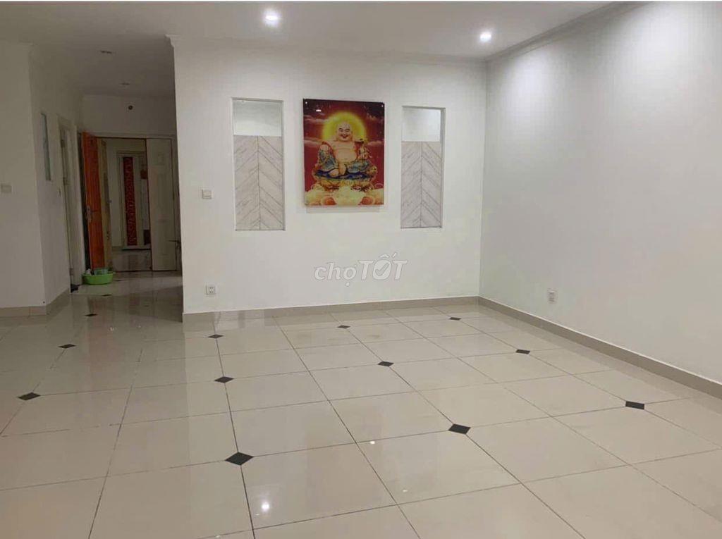 Chung cư Tân Phước -Q11 căn hộ 115m2, 3p ngủ giá 15tr/th            