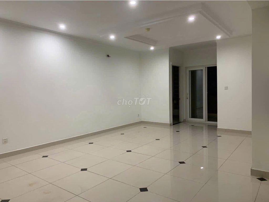 Chung cư Tân Phước -Q11 căn hộ 115m2, 3p ngủ giá 15tr/th            