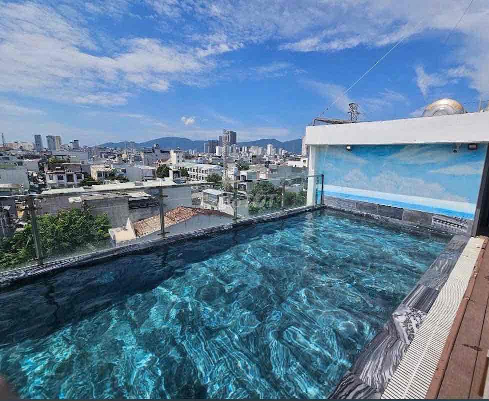 Trống sẵn căn hộ full nội thất hồ bơi