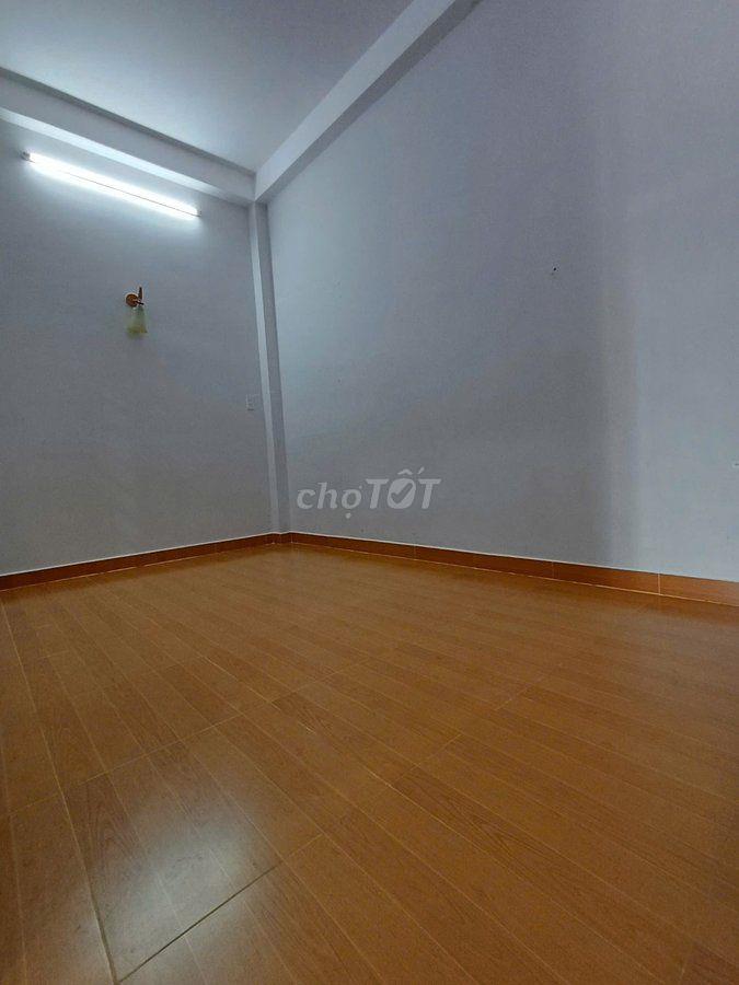 5,20 *16 GIÁ CHỈ 5.3 TỶ HẺM 3 GÁC THÔNG BÁN ĐÁT TẶNG NHÀ CẤP 4