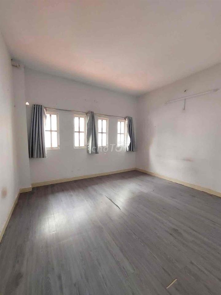 văn cao tân phú  4*9