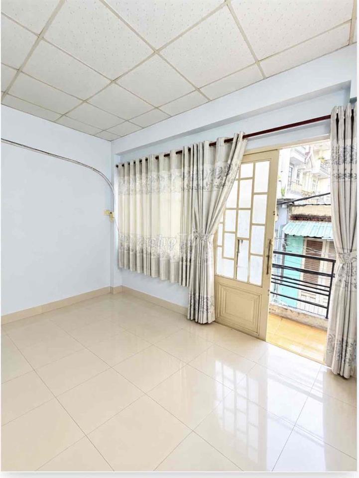 🔥 HIẾM VIP HÒA BÌNH – Ô TÔ ĐẬU NGÀY ĐÊM – CHỈ 3.95 TỶ 🔥  🏡 Nhà đẹp giá