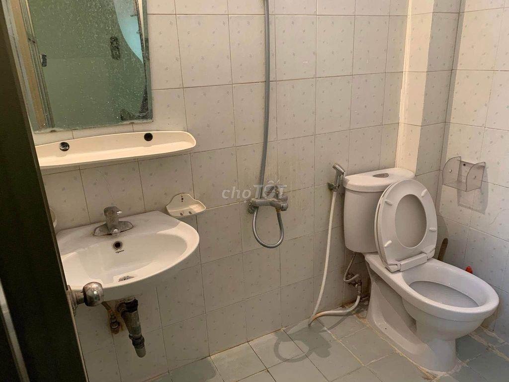 Chính chủ cho thuê nhà số 10, ngách 25/16 ngõ 285 Đội Cấn, Ba Đình, HN