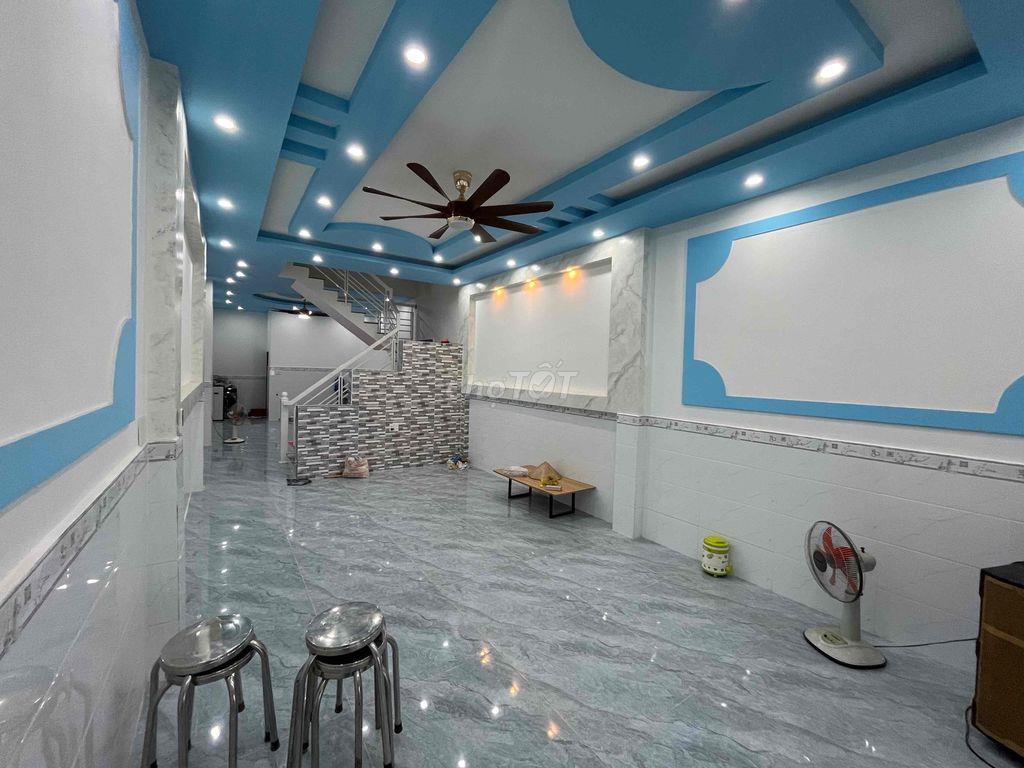 BÁN NHÀ GIÁ 5,2 TỶ – NGANG 5M × DÀI 25M – SỔ HỒNG HOÀN CÔNG