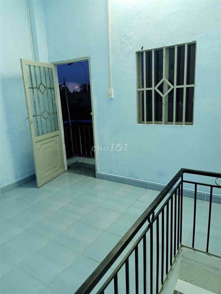 Phòng Trọ 1 Trệt, 1 Lầu Kho C Nhà Bè