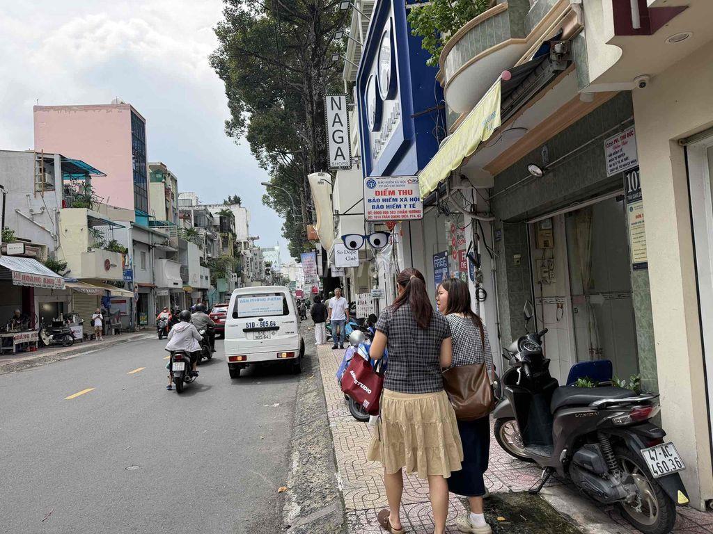 Bán nhà mặt tiền cung đường Thời Trang Trần Quang Diệu. Có HĐ thuê