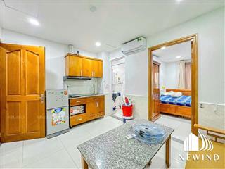 CH 1PN Ban công cửa sổ Full NT_thang máy_nhà xe rộng ngay trung tâm Q4