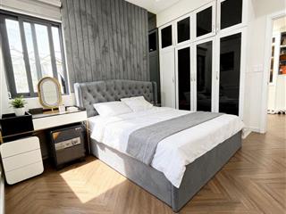 Bán chung cư Green River Quận 8 chính chủ