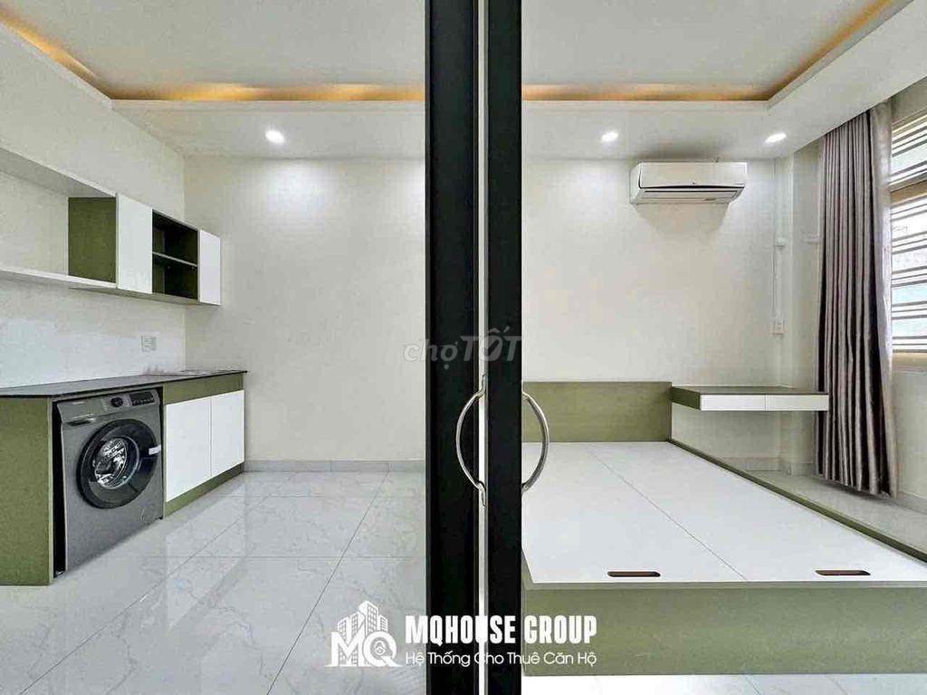 STUDIO BAN CÔNG YÊN THẾ NGAY SÂN BAY DỌN VÀO Ở NGAY