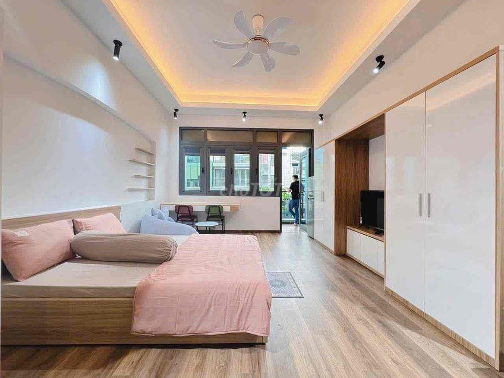 STUDIO BAN CÔNG CỘNG HOÀ