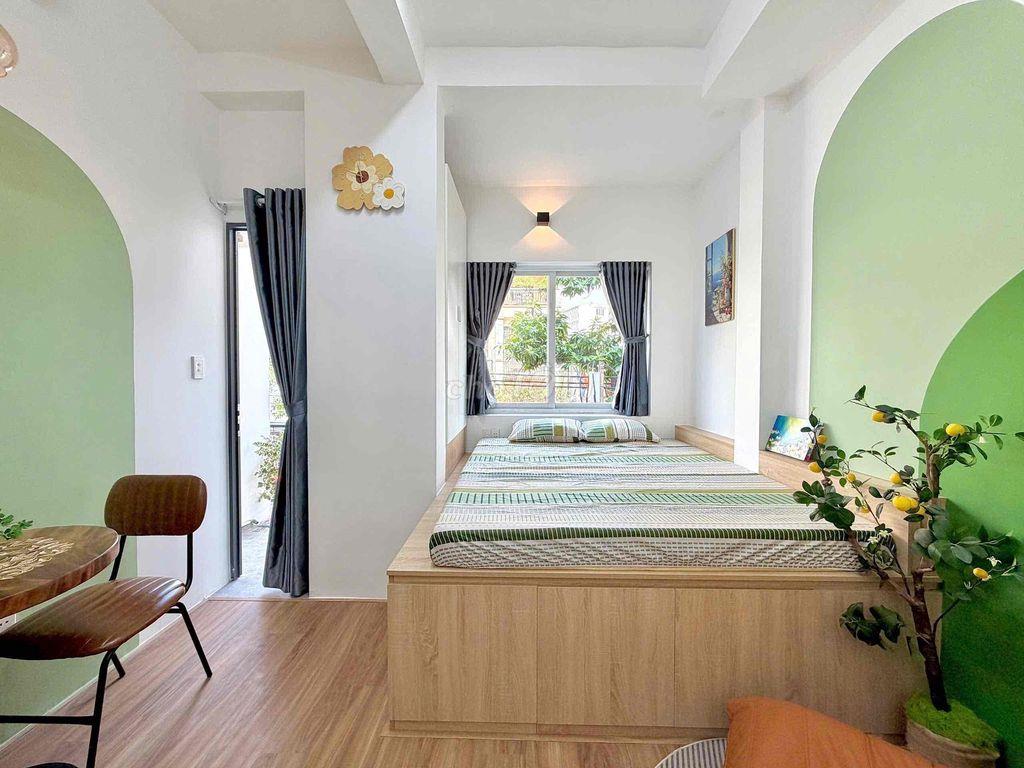 STUDIO BAN CÔNG NGAY SÂN BAY
