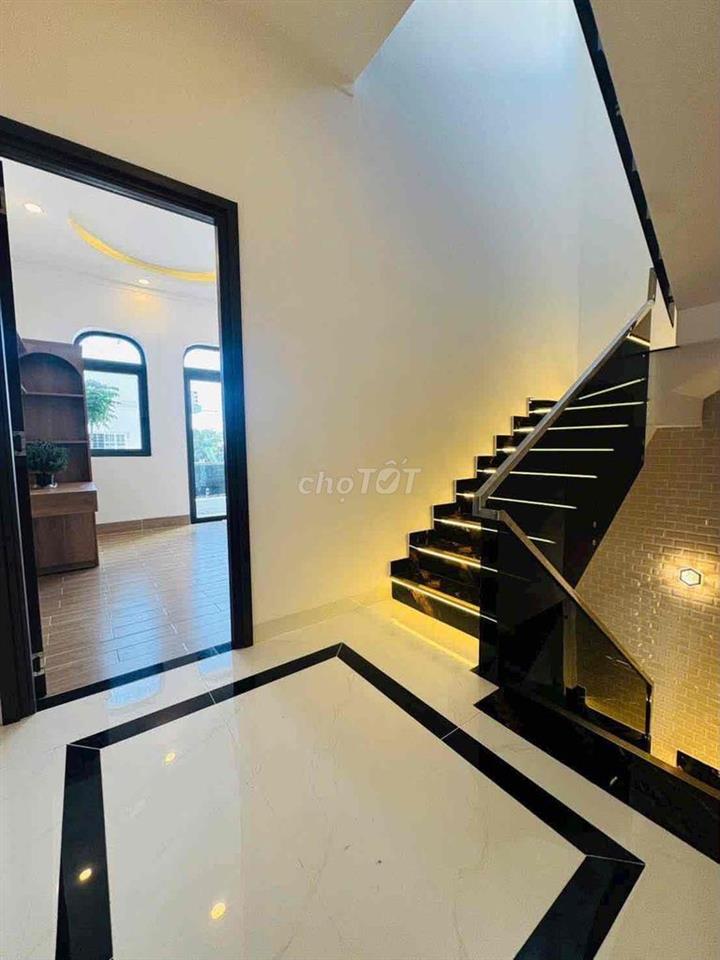 NHÀ MẶT TIỀN RẠCH BẠCH NHA thiết kế hiện đại