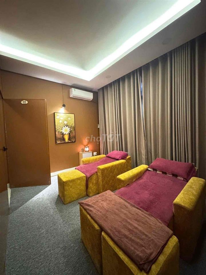 SANG NHƯỢNG TIỆM MASSAGE TÂN PHÚ